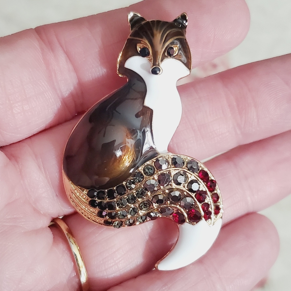 Brown fox brooch pin necklace pendant enamel crystals fall woodland animal…